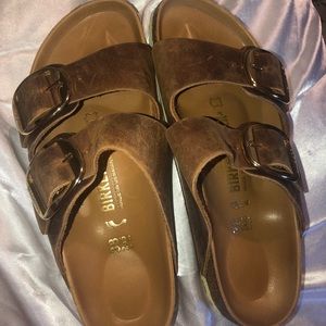 Oiled leather in antique brown women’s Birkenstock